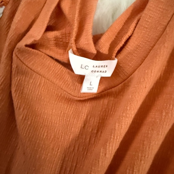 🎄LC Lauren Conrad Orange Floral Puff Sleeve Top - Picture 4 of 4